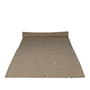 Löpare med vita broderade blommor från Miljögården, 140x40 cm